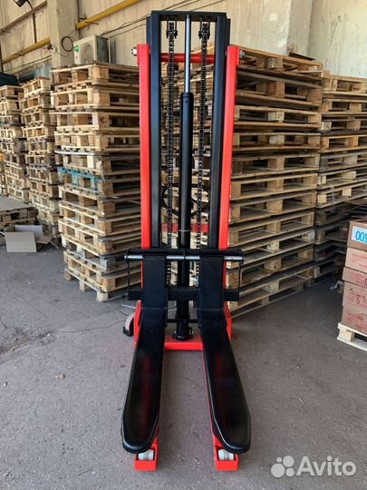 Штабелёр гидравлический