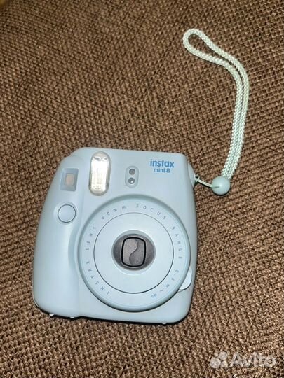 Фотоаппарат полароидный instax mini 8