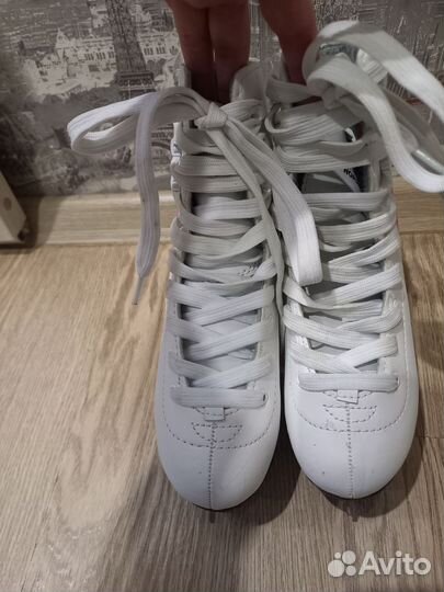 Коньки на девочку 36