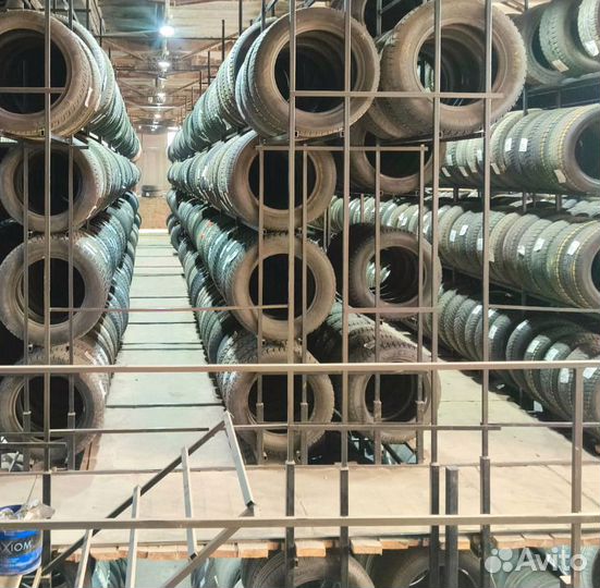 Kumho Solus 4S HA32 215/50 R17 95M