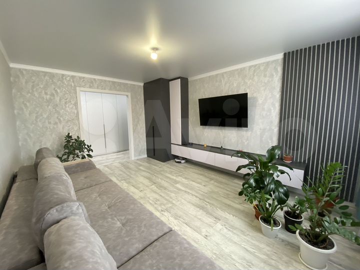 3-к. квартира, 82 м², 7/9 эт.