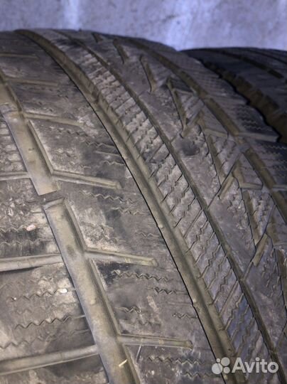 Roadmarch Snowrover 966 225/45 R17 94H