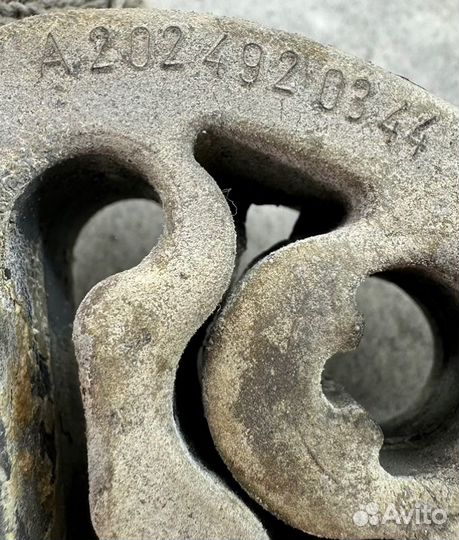 Резинка крепления глушителя задняя Mercedes-Benz