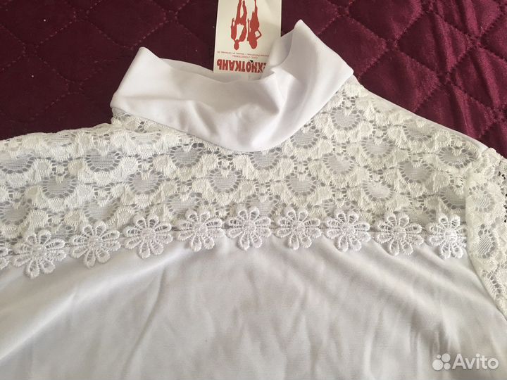 Блузки белые школьные новые