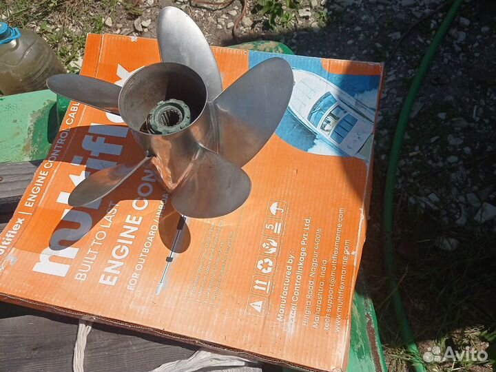 Винт на Suzuki 70-200