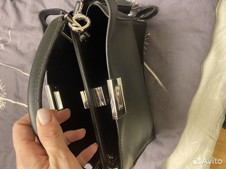 Вещи сумка сапоги платье свитер костюмы водолазка