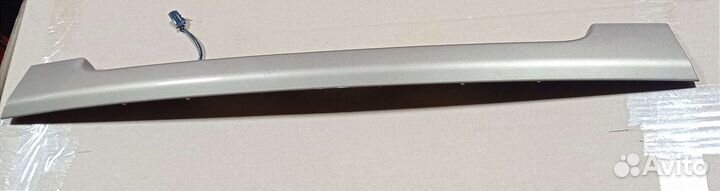 Накладка крышки багажника Kia Venga 1