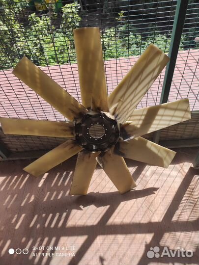 Вентилятор радиатора на комбайн Claas Tucano 450