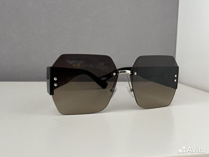 Солнцезащитные очки женские gucci