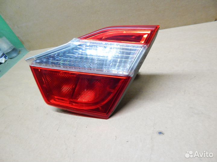 Фонарь задний правый Toyota Camry 50