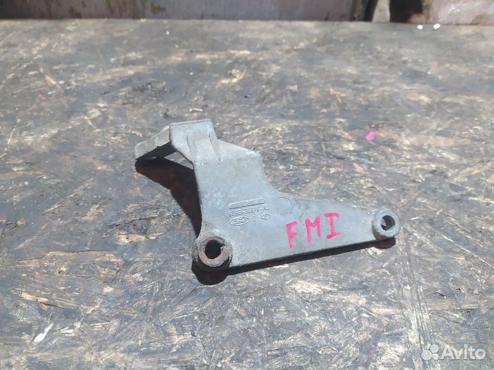 Кронштейн кондиционера Ford Mondeo I (1993—1996) 1, I, FD