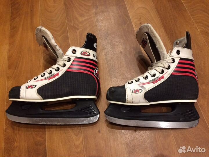 Коньки хоккейные детские