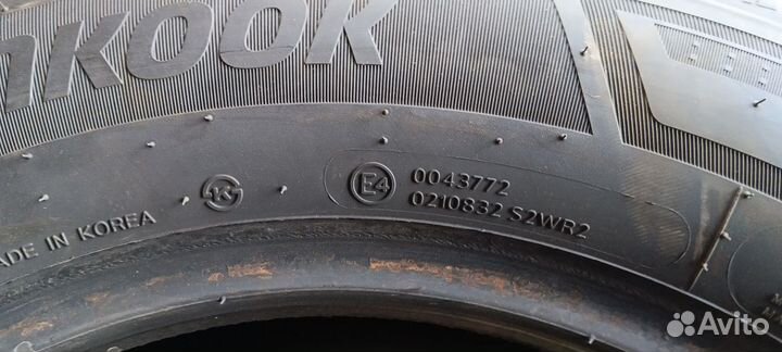 Hankook Vantra ST AS2 RA30 215/65 R16C 109T