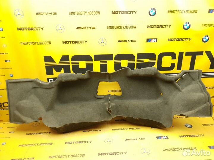Обшивка багажника задняя Mercedes-Benz W124