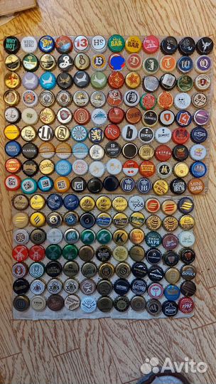 Пивные крышки и плакетки