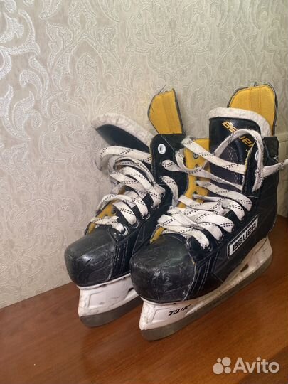 Хоккейные коньки bauer