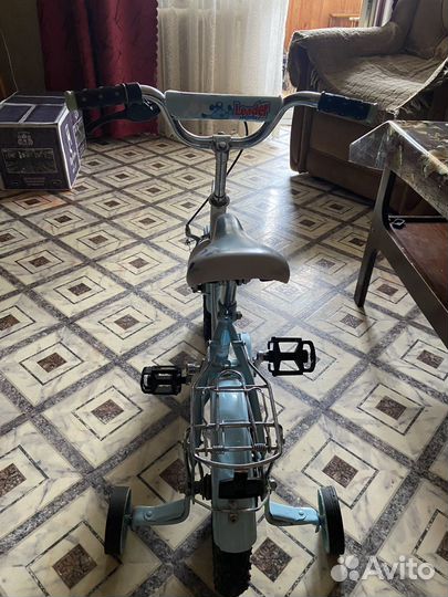 Детский велосипед 4 колесный