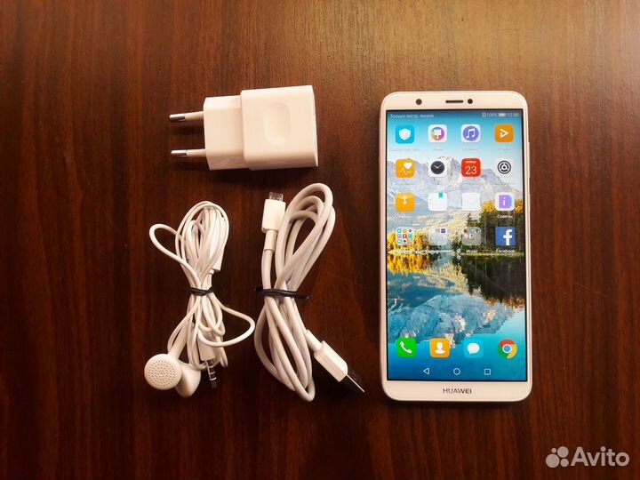 HUAWEI P Smart, 3/32 ГБ