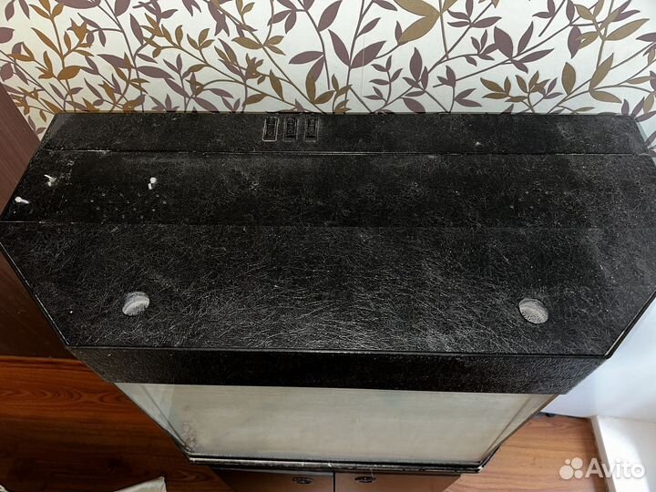 Аквариум с тумбой