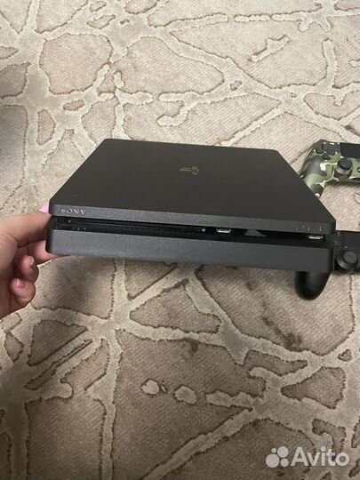 Sony PS4 slim 1tb