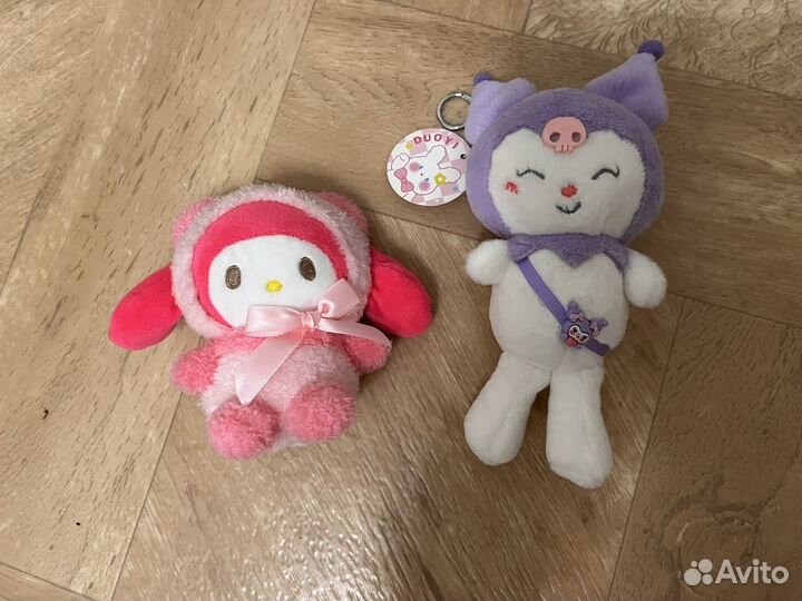 Hello kitty брелок