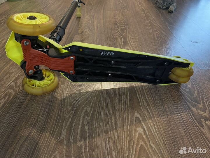 Самокат трехколесный bibitu