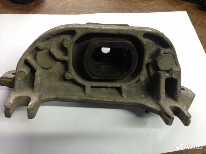 Опора МКПП Nissan Almera G15