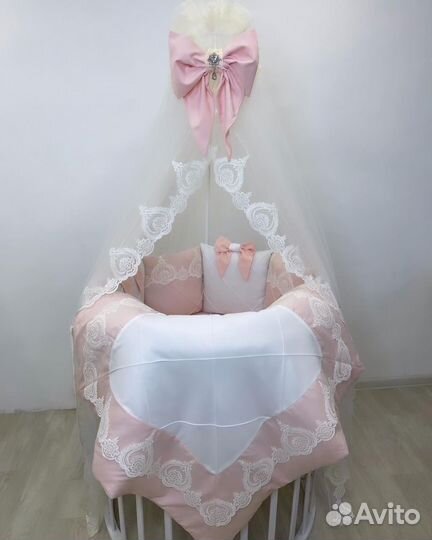 Комплекты, конверты на выписку для новорожденных