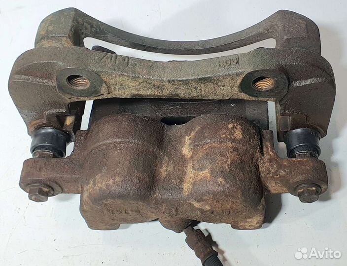 Суппорт передний правый Great Wall Safe, Hover