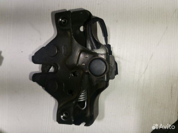 Замок капота Toyota Harrier GSU30W 2GR FE 2006