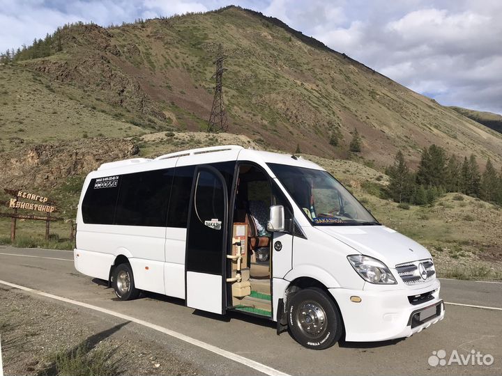 Mercedes-Benz Sprinter микроавтобус, 2011