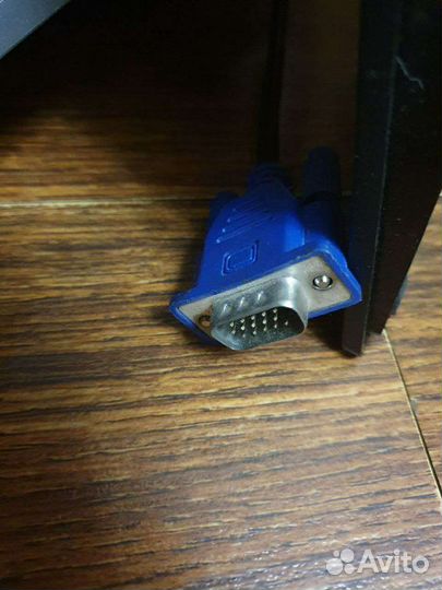 Монитор LG l1919s