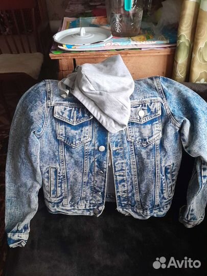 Джинсовая куртка