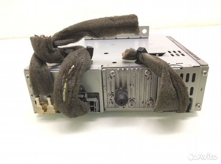 Магнитола Volvo S40 2.0 TD 2006