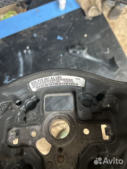 Volkswagen jetta 6 руль