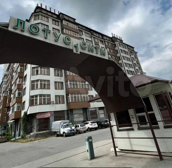 3-к. квартира, 120 м², 2/10 эт.