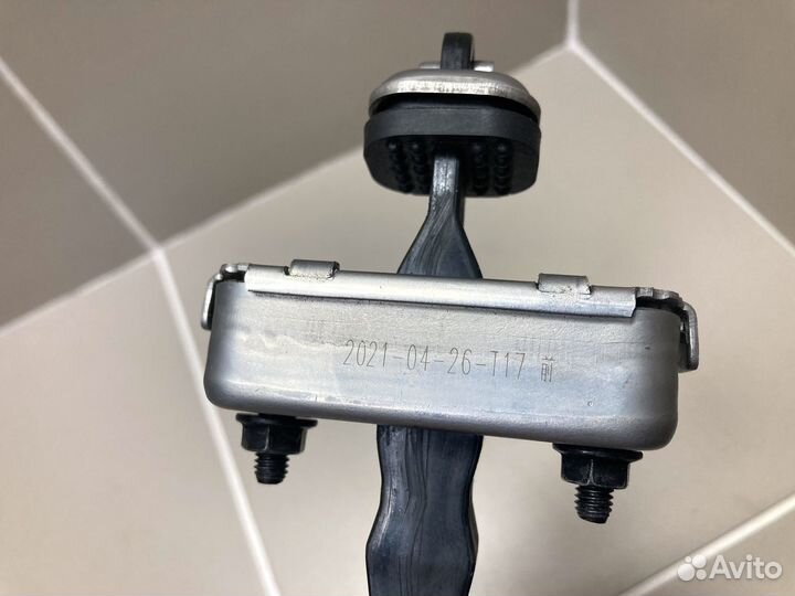 Ограничитель передней двери Chery Tiggo 4