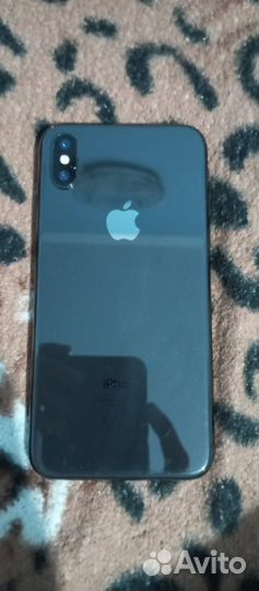 iPhone X, 64 ГБ
