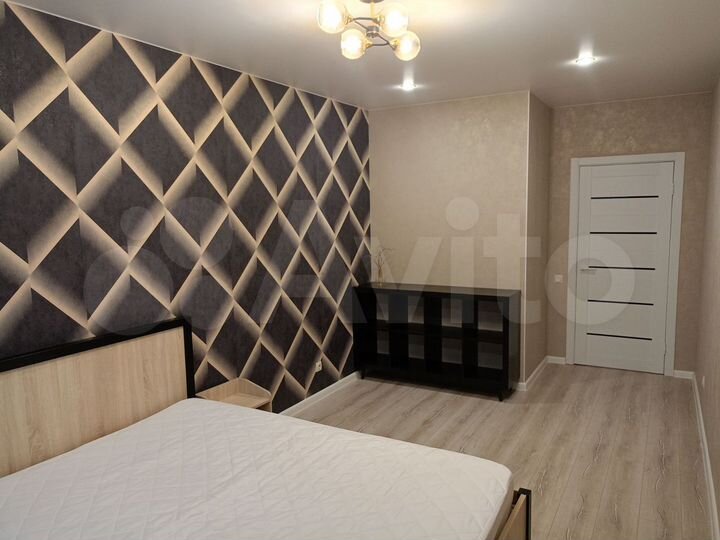 2-к. квартира, 60 м², 1/16 эт.