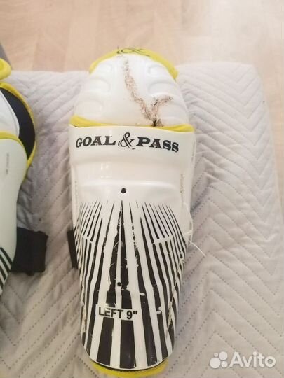 Краги и наколенники 9 размер с дефектами