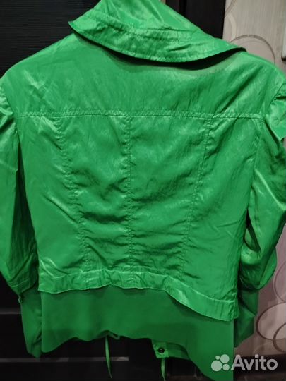 Ветровка женская 46-48