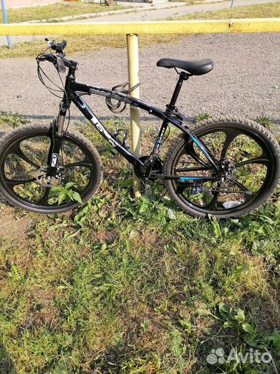 Велосипед на литых дисках