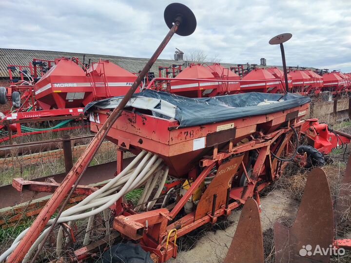 Сеялка зерновая пневматическая спу-6Л-ду