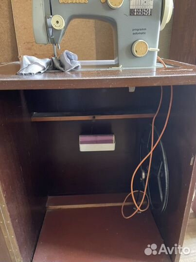 Швейная машина Veritas