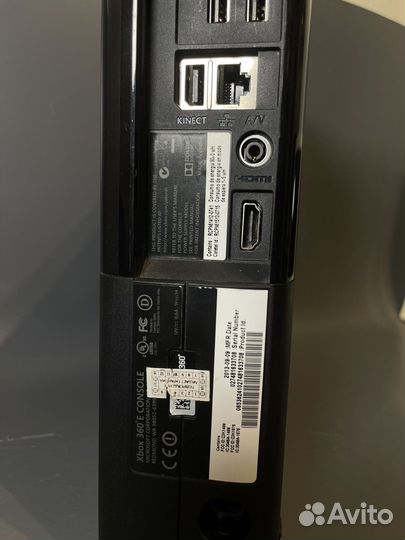 Xbox360 E LT 3.0 250GB + 32 игры