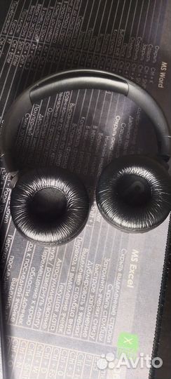 Беспроводные наушники jbl tune560BT черные