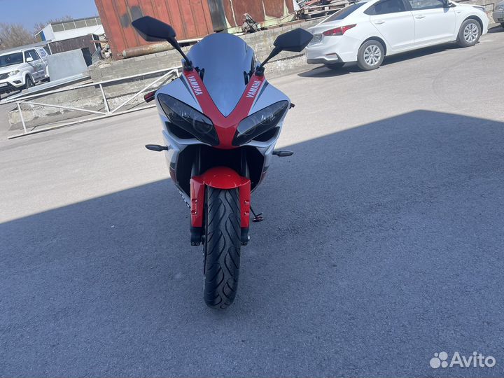 Yamaha R1