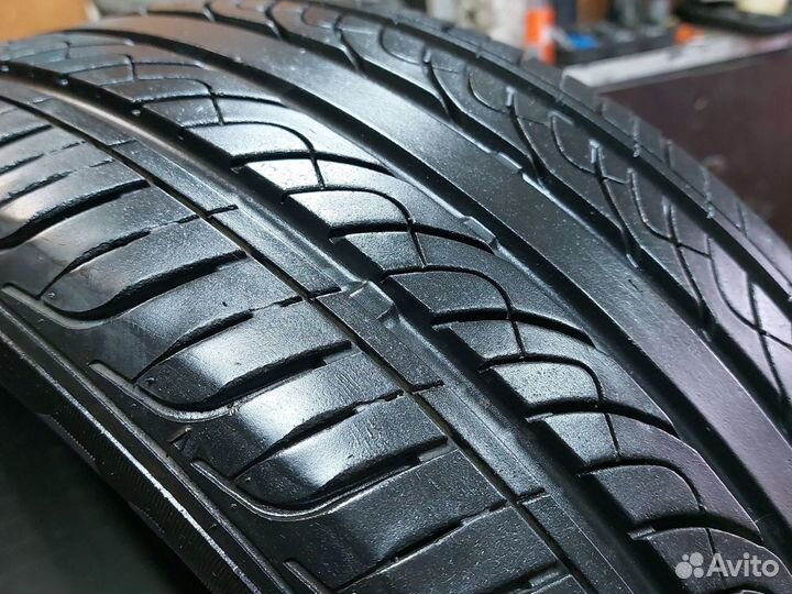 Maxtrek Ingens A1 235/40 R18 95W