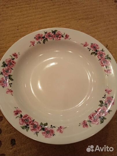 Глубокие суповые тарелки. ГДР 9 штук. Фарфоровые