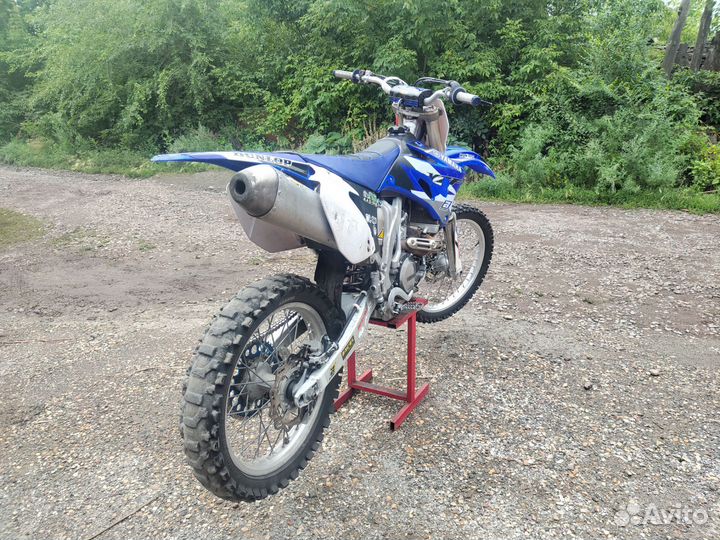 Продаю кроссовый мотоцикл yz450f 2008 год